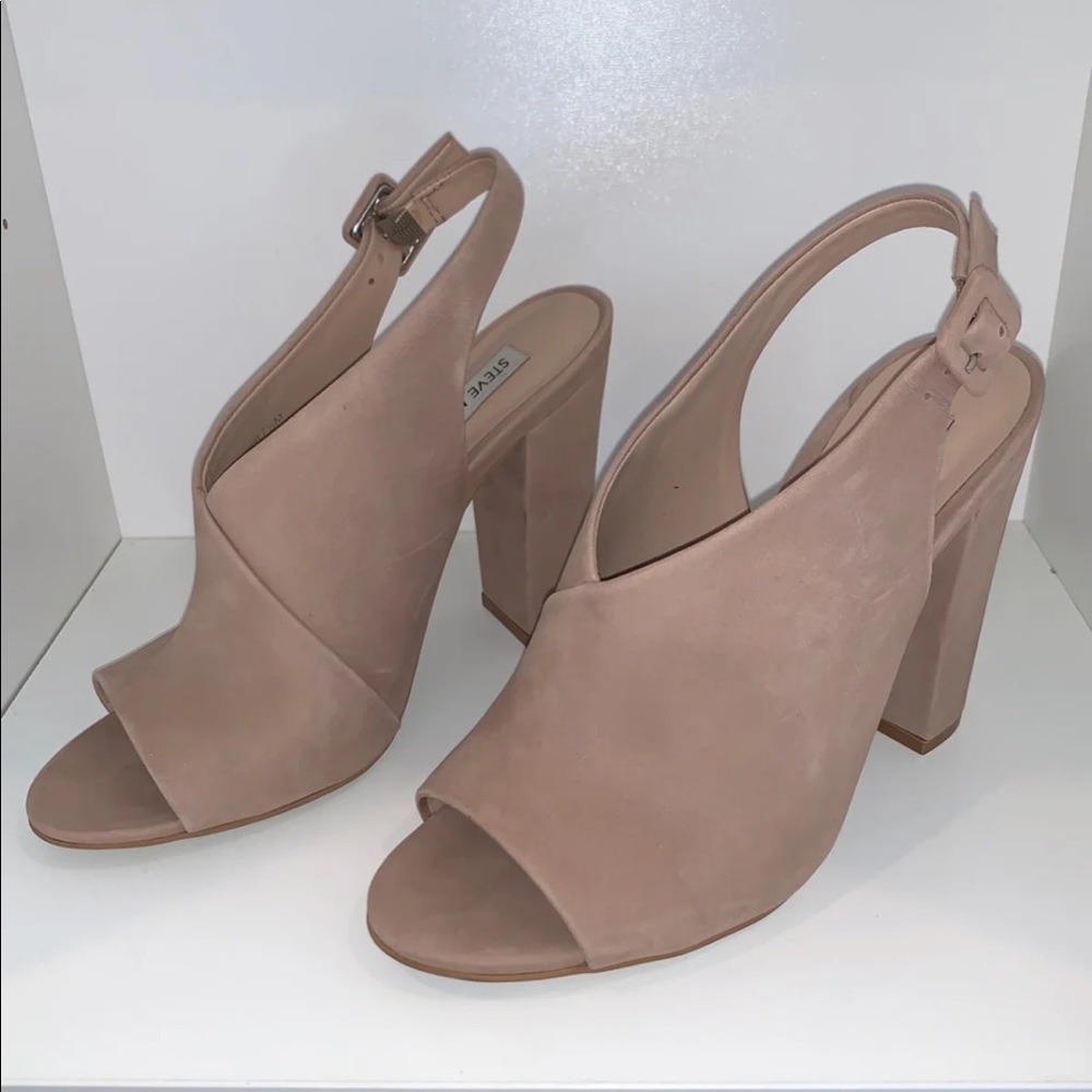 Steve Madden Booties - Picture 2 of 6
